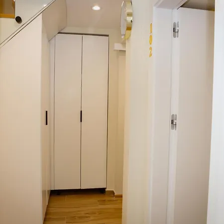 Petite Maison Hermes Center Tirana