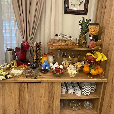 호텔 Petite Maison Hermes Center