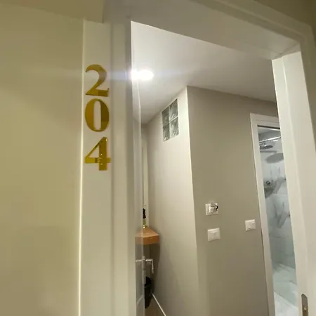 Petite Maison Hermes מלון