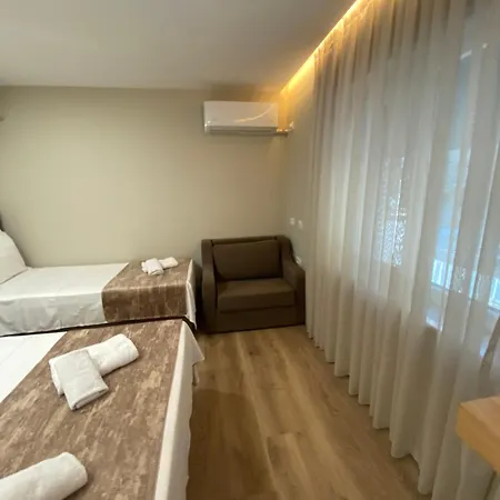 Petite Maison Hermes מלון
