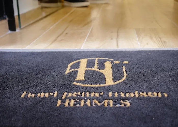 Petite Maison Hermes Center 3*