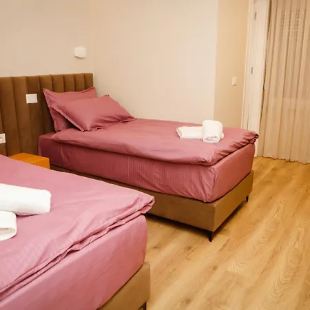 Petite Maison Hermes Center