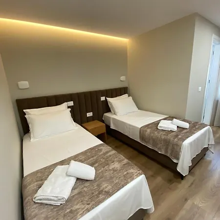Petite Maison Hermes Tirana