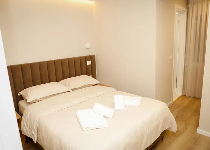 Petite Maison Hermes Center 3*